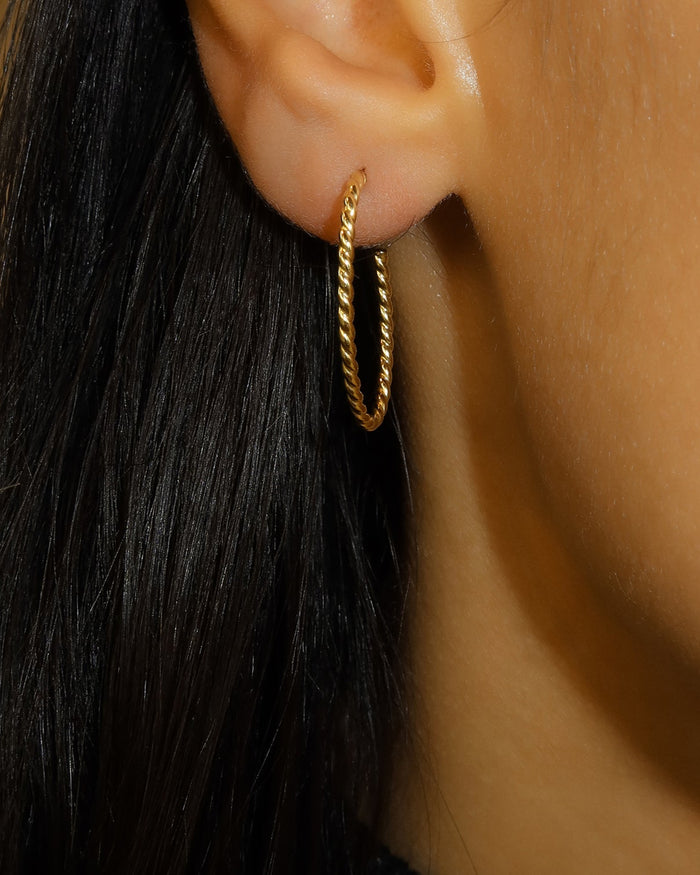 Etta Hoops