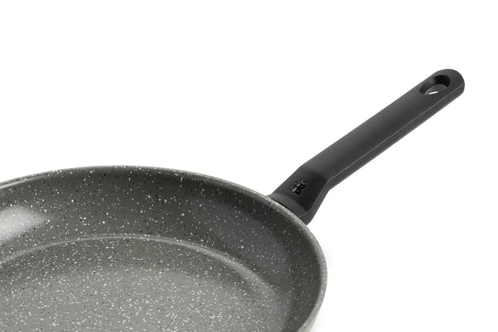 Granite koekenpan zwart zijaanzicht
