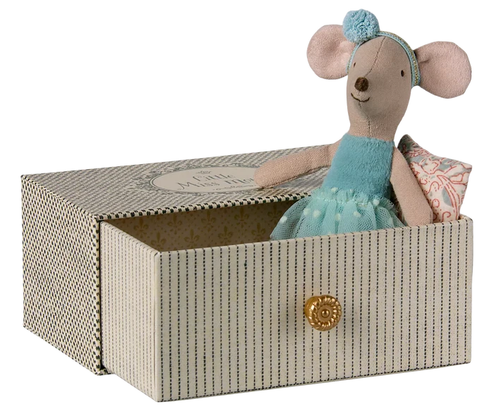 Maileg Dance Mouse in Daybed, Little Sister