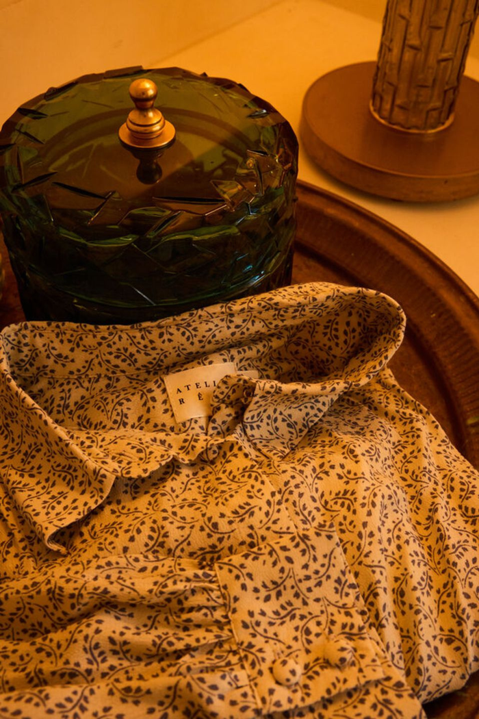 Soft viscose shirt by Atelier Rêve in a birch print. Lightweight, relaxed fit with cropped sleeves. Easy everyday styling. Shop now at Dotique.
