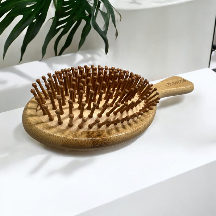 Bamboo Hairbrush for Curly & Ethnic Hair – Anti-Static, Detangling, Scalp Massage, Eco-Friendly