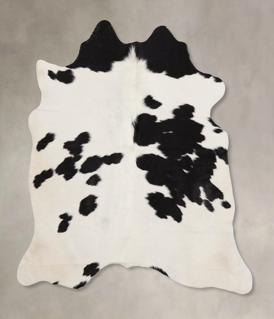 Black and White Cowhide Rug #B10748