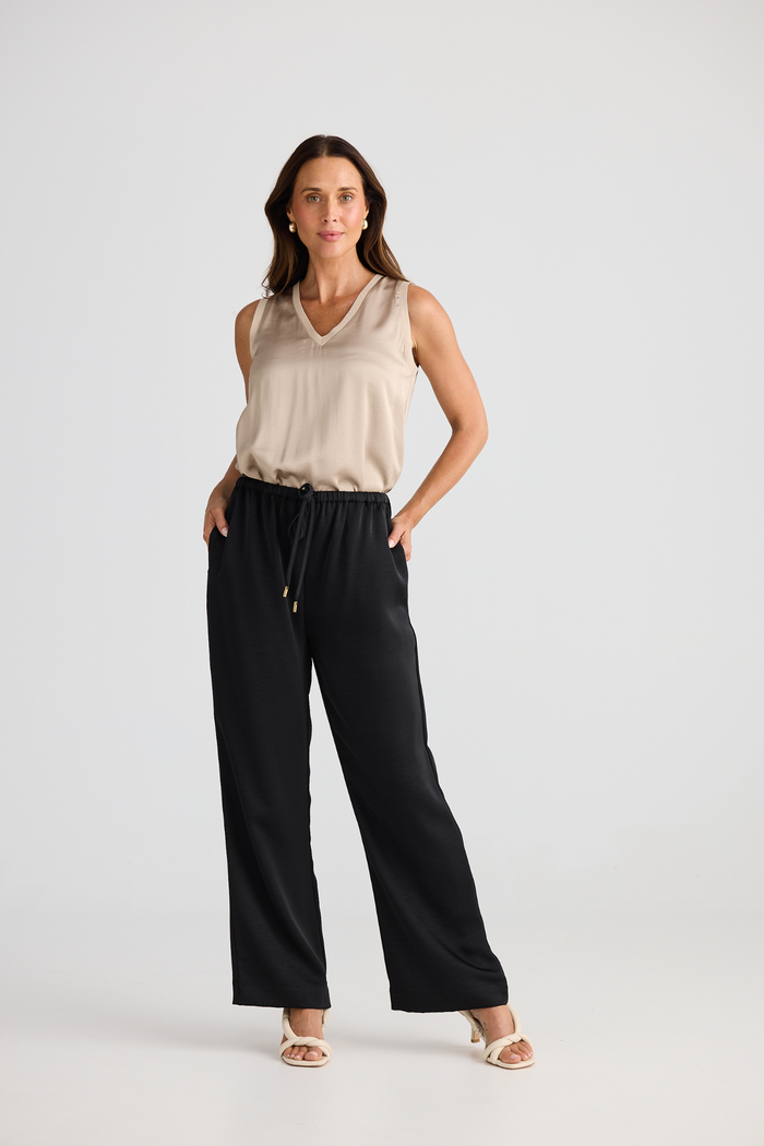 Dotique Brave + True BT25390 Boulevard Pant in black with relaxed straight-leg fit
