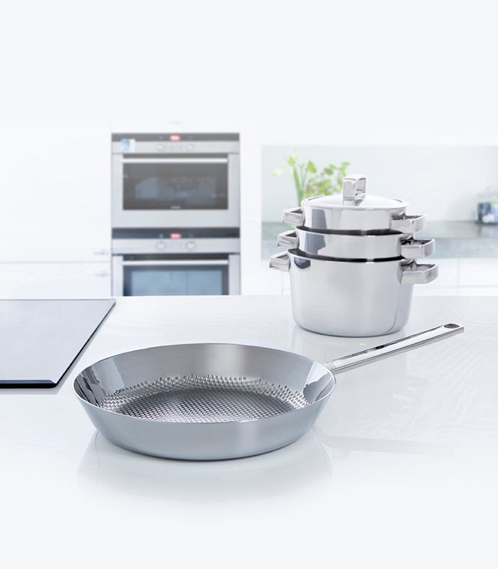 Conical Deluxe wok 30 cm in keuken