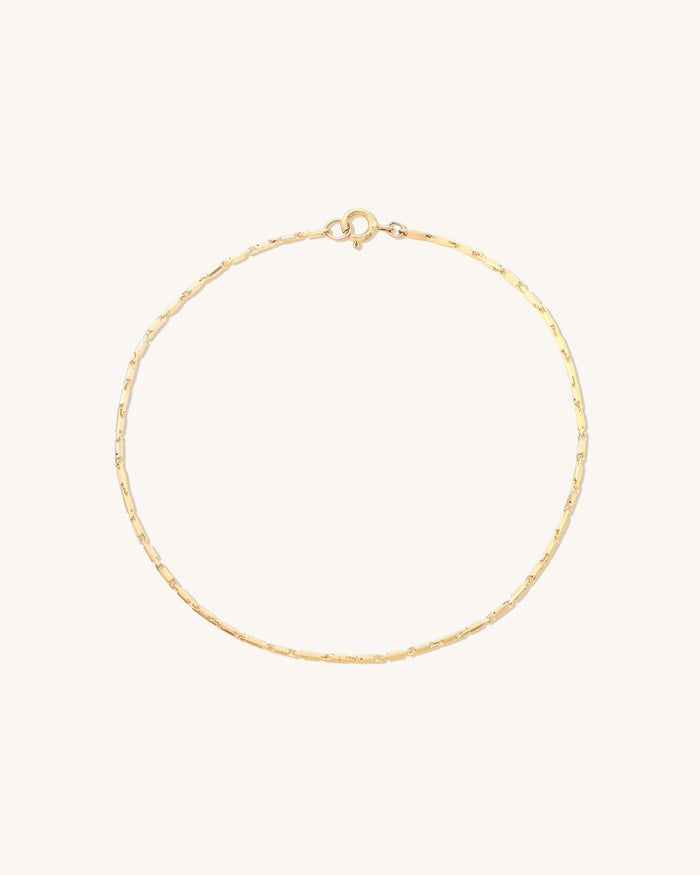 Golden Line Chain Bracelet