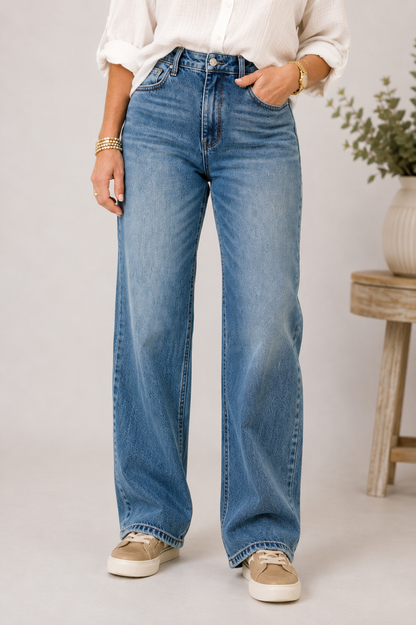 Judy Blue Kimberly Straight Jeans