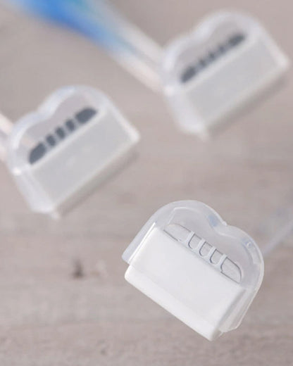 KAI Petite Eyebrow Razor T