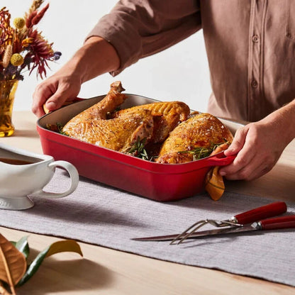 Le Creuset Signature Roaster: 5.25 QT, Cerise