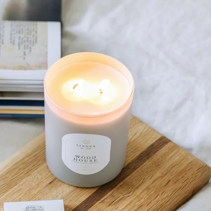 Linnea Candle, Wood House