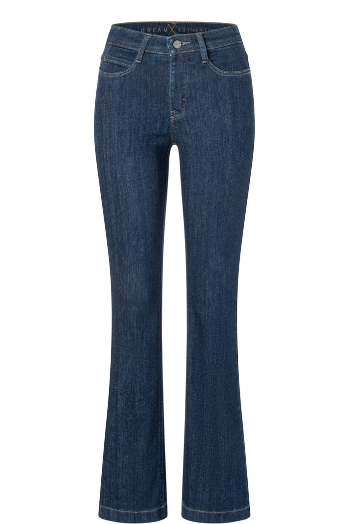 MAC Dream Bootcut Jeans in Fashion Rinsed D683 – deep indigo bootcut denim with soft stretch
