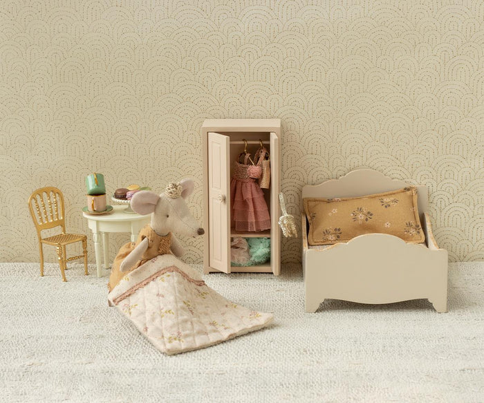 Maileg Chair, Mouse, Gold