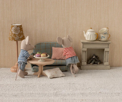 Maileg Oval Coffee Table, Mouse, Nature