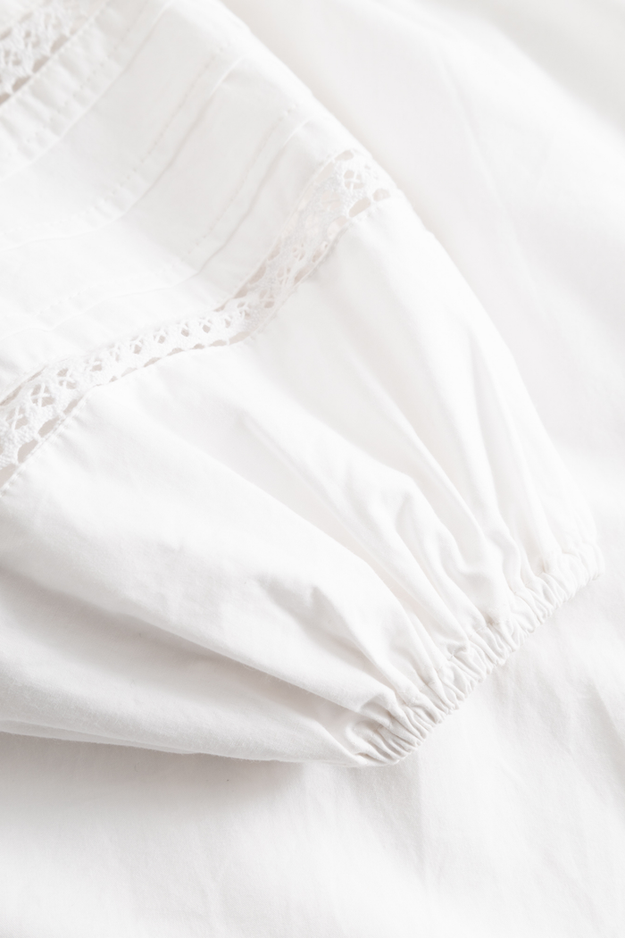 Noella 15050001 N-Marceline Blouse White cotton tie front blouse with balloon sleeves at Dotique