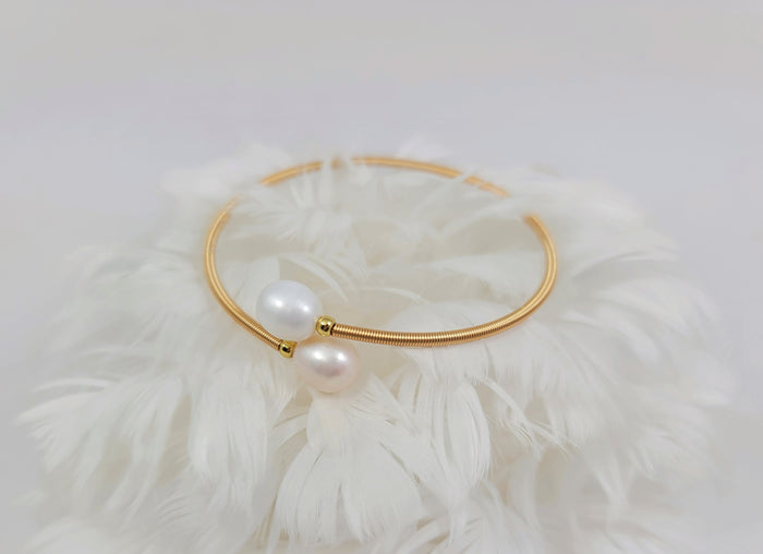 Passing Pearls Bracelet