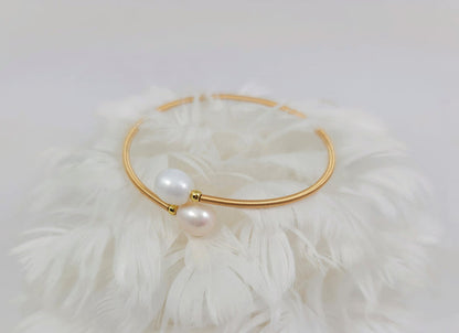Passing Pearls Bracelet