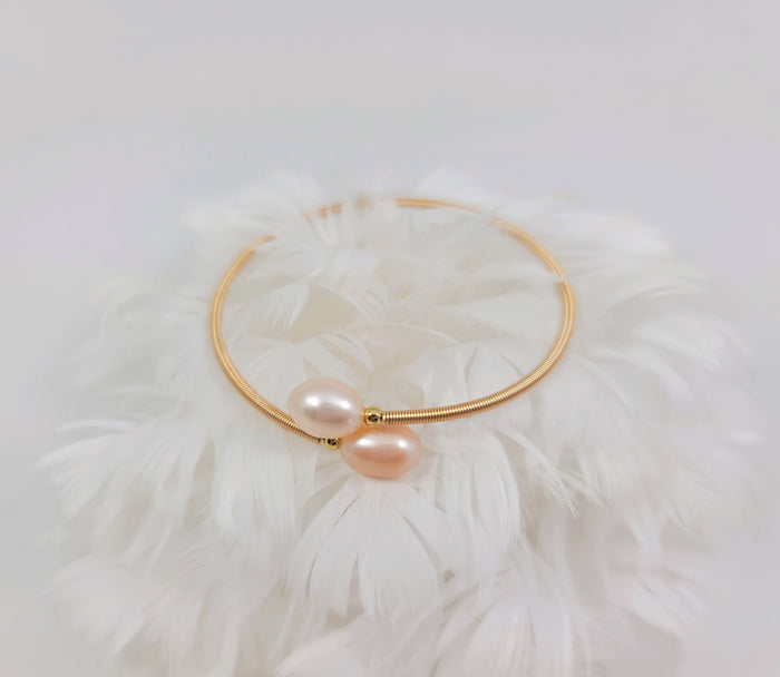 Passing Pearls Bracelet