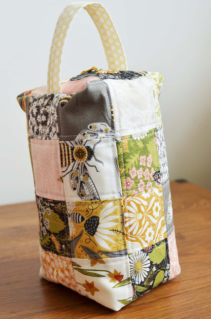 Patchwork Pouch - Bee Garden