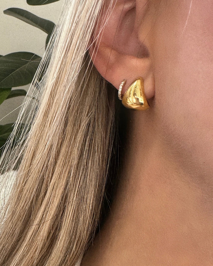 Petite Claw Hoops