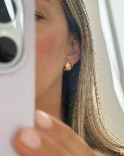 Petite Claw Hoops