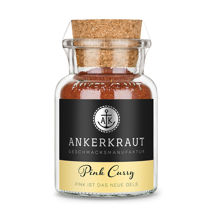 Pink Curry Gewürz von Ankerkraut im Korkenglas auf weißem Hintergrund.