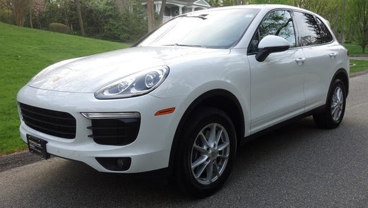 Porsche C9A Pure White Basecoat With Reducer Gallon (Basecoat Only)