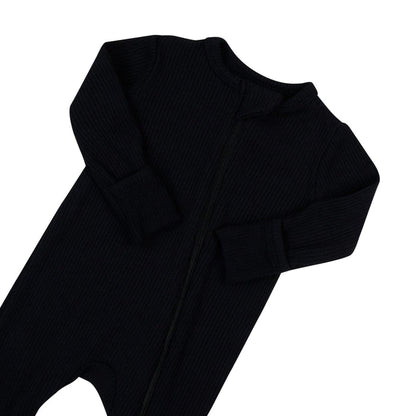 Zipper garage on Kyte Baby bamboo Ribbed Zippered Romper in Midnight