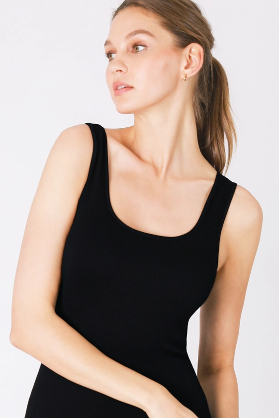 Sleeveless Ribbed Scoop Neck Romper - Black