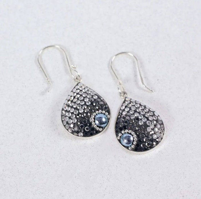 Small Radiant Pearl Earrings