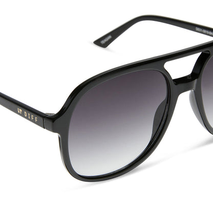 diff eyewear featuring the teagan aviator sunglasses with a black frame and grey gradient lenses detailed view